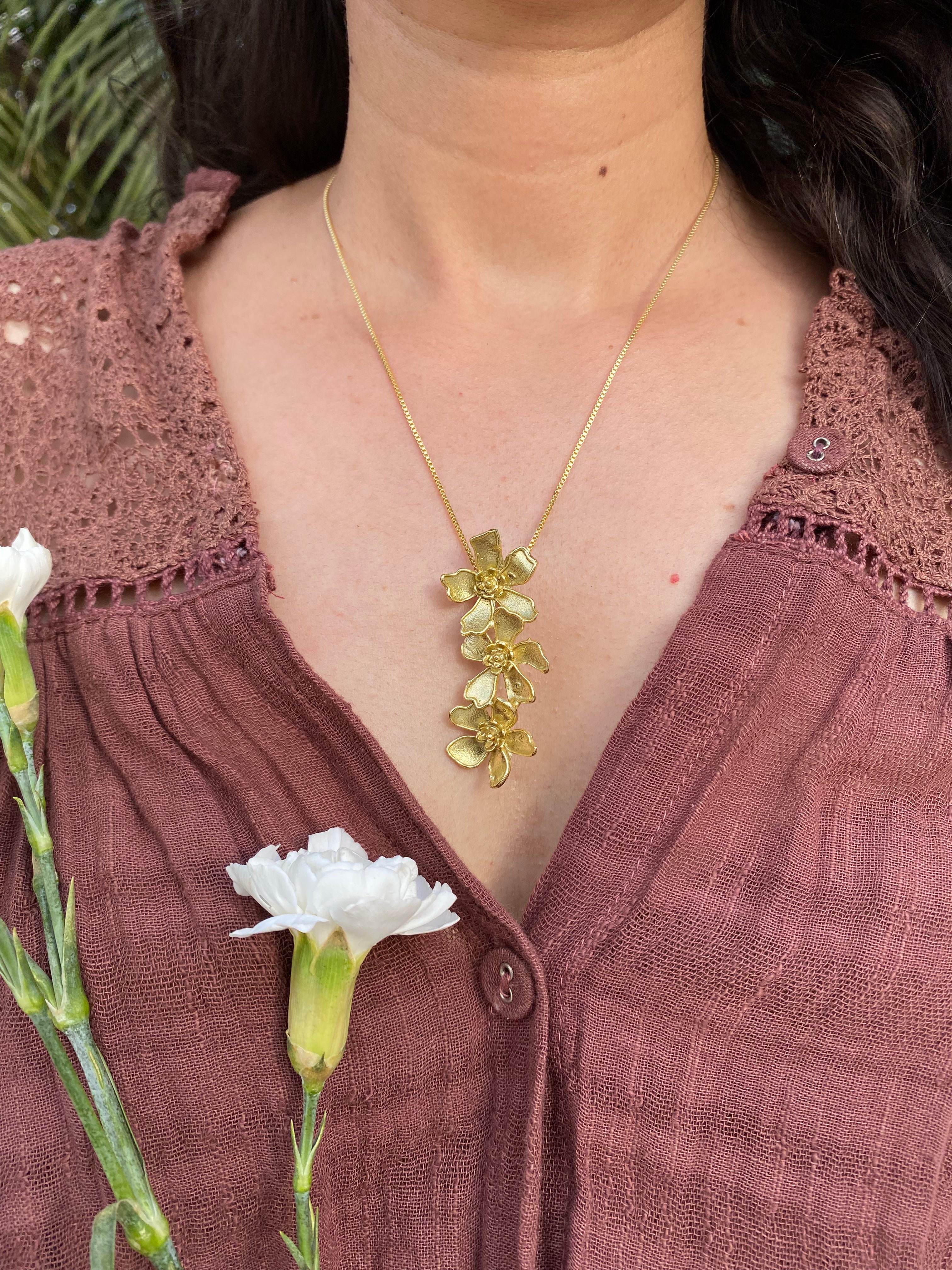Triple Periwinkle Necklace