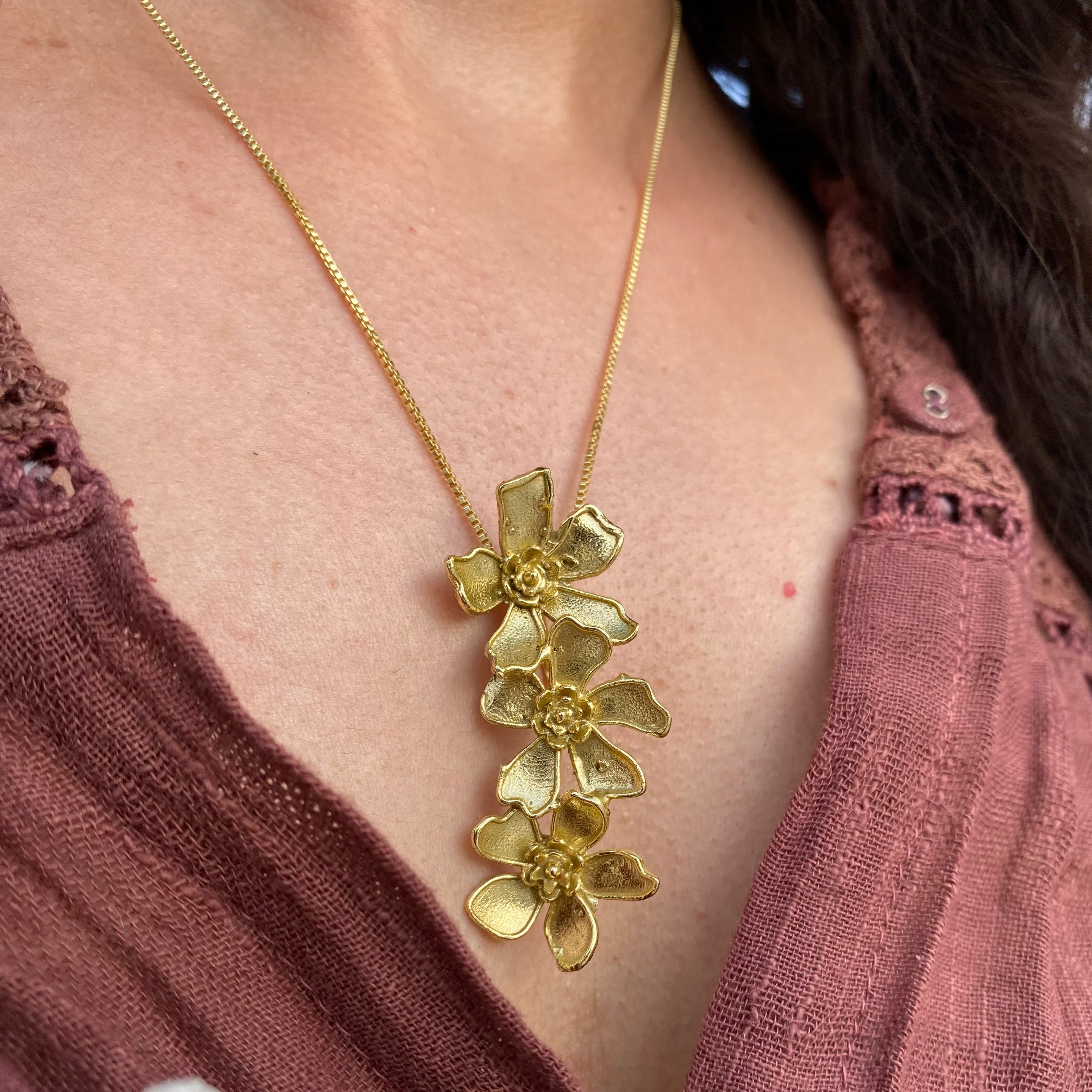 Triple Periwinkle Necklace