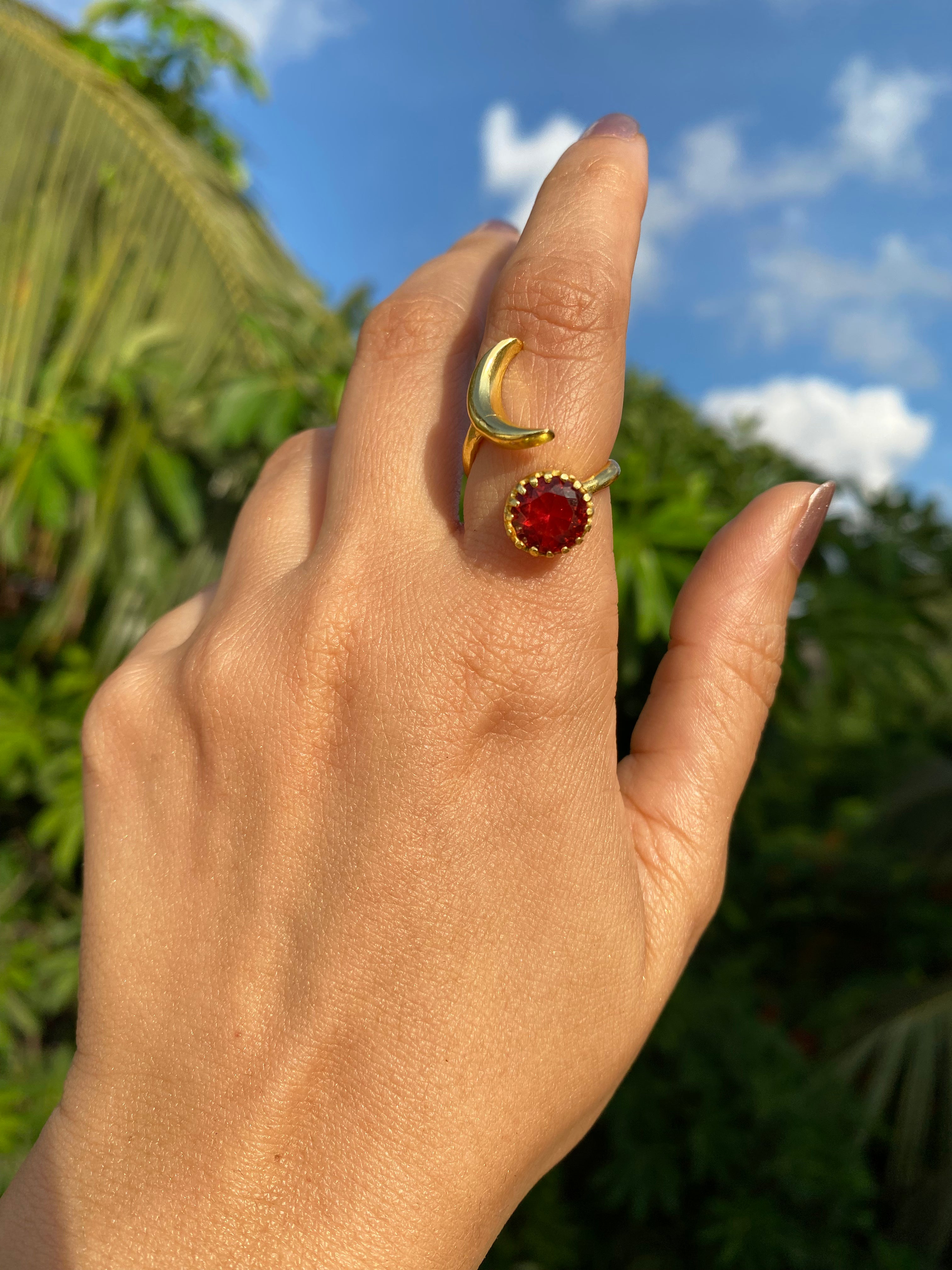 Soluna Adjustable Ring - Red
