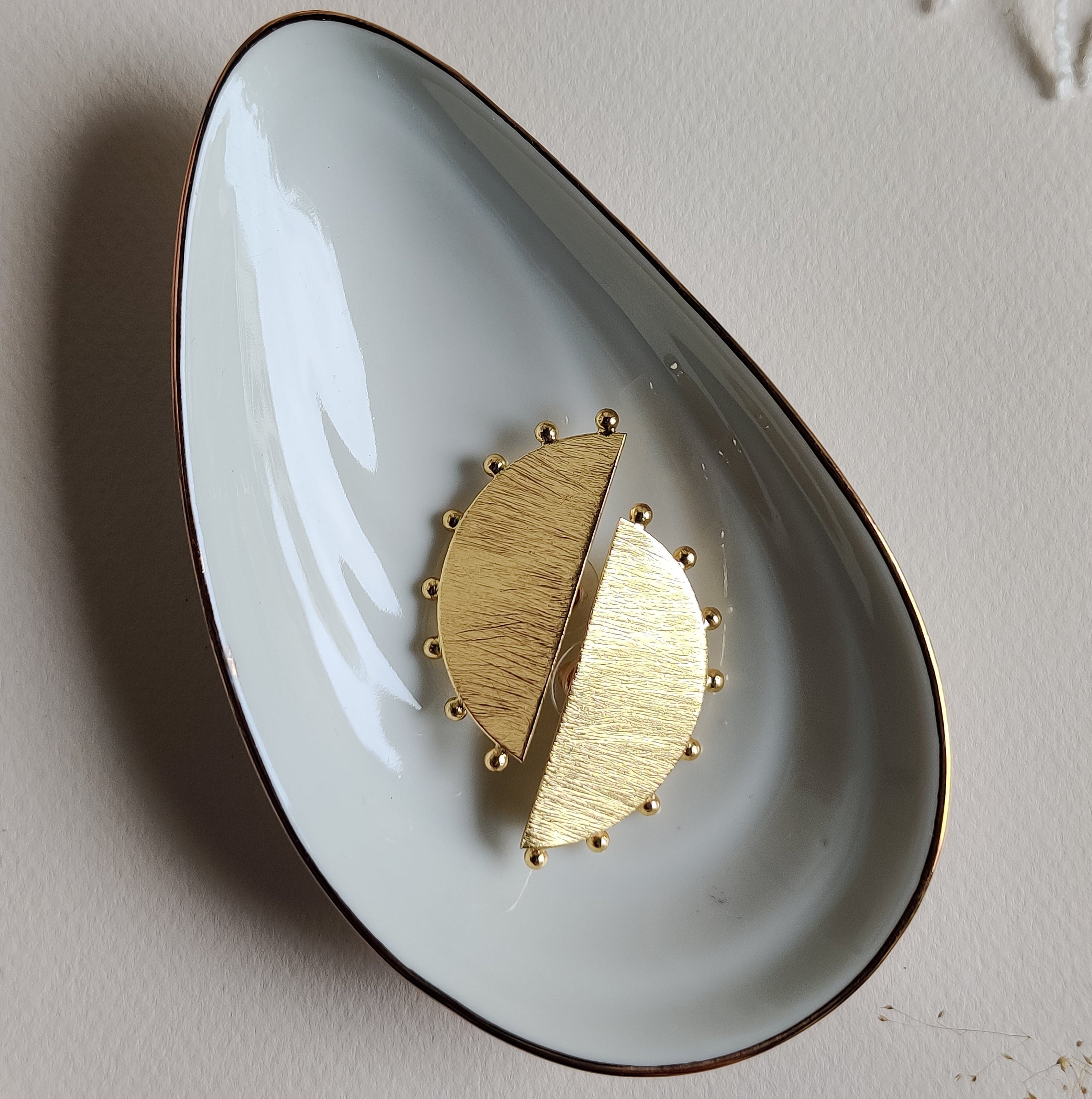 The Lazy Brunch - Spotlight Half Moon Earrings