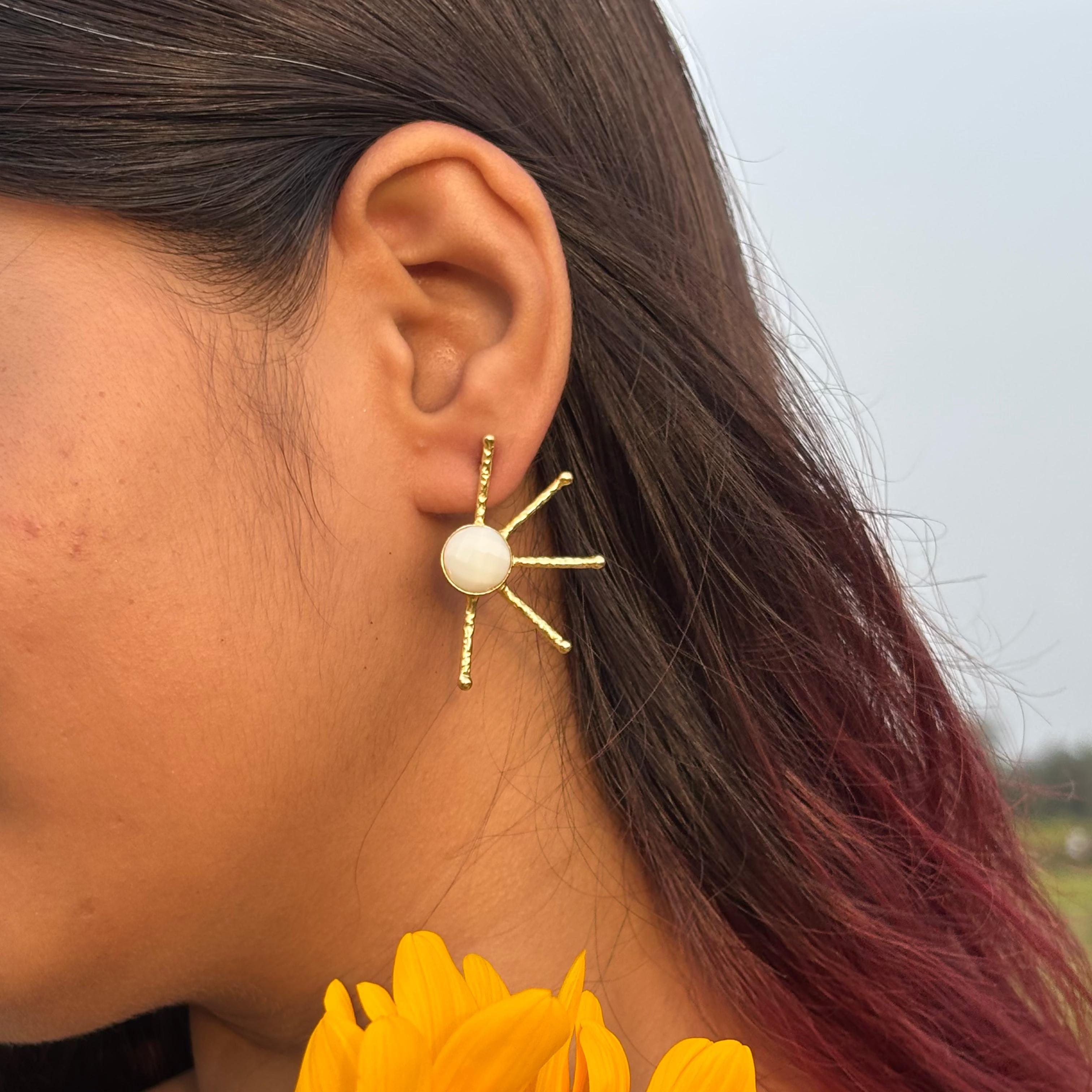 Sunbeam Earrings - White