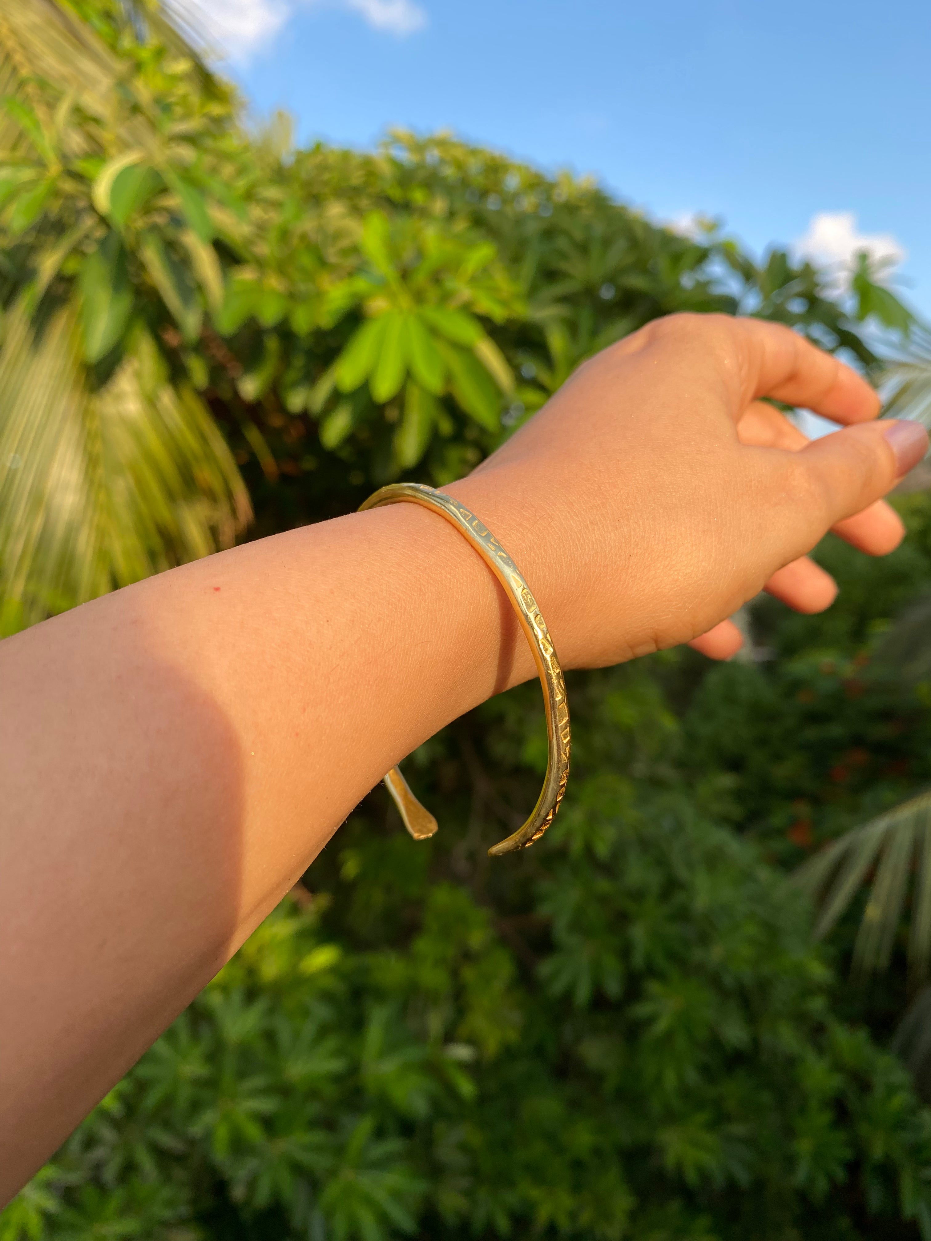 Slim Hammered Open Bangle