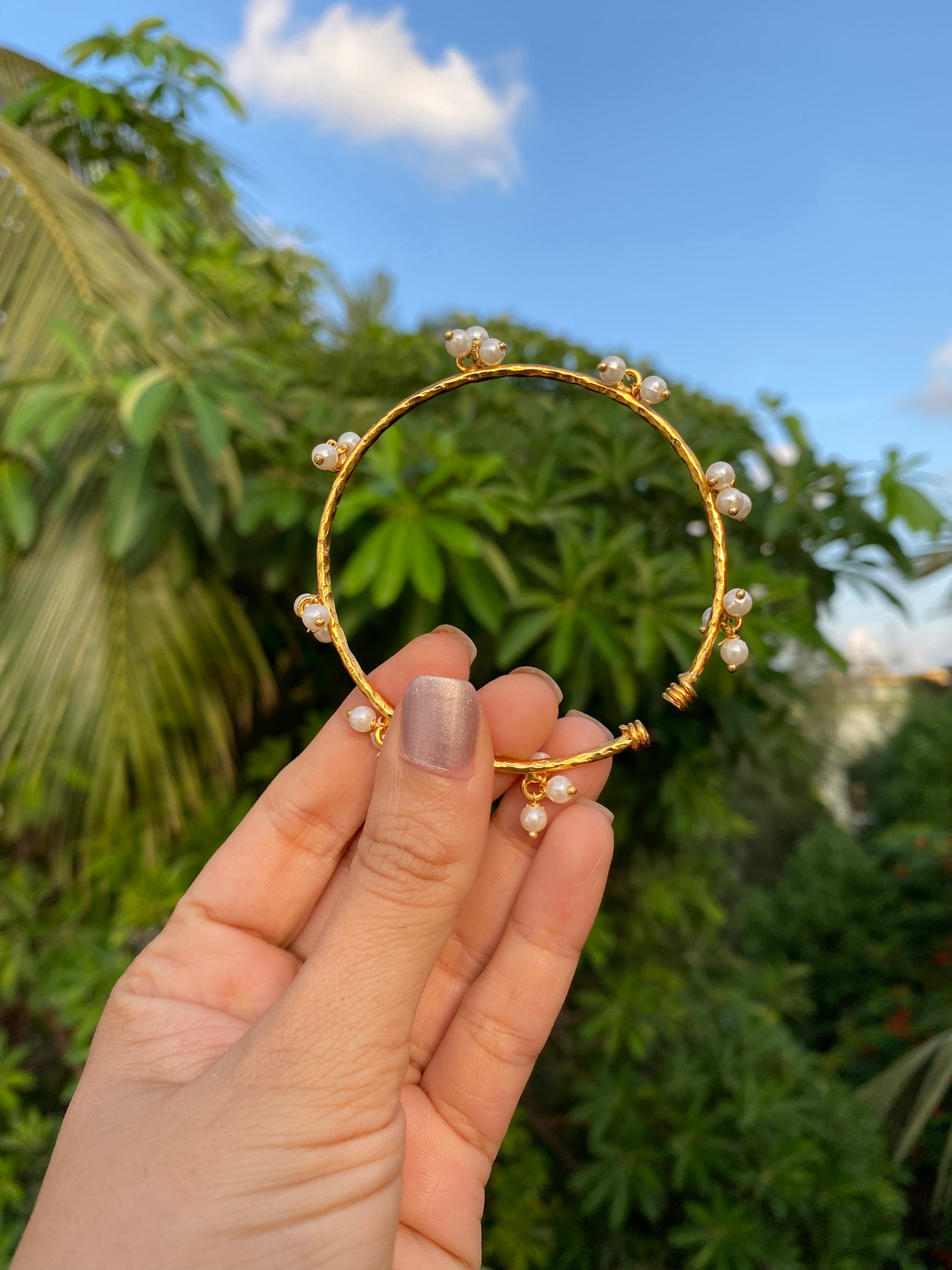 Hammered Gold Pearl Droplet Bangle