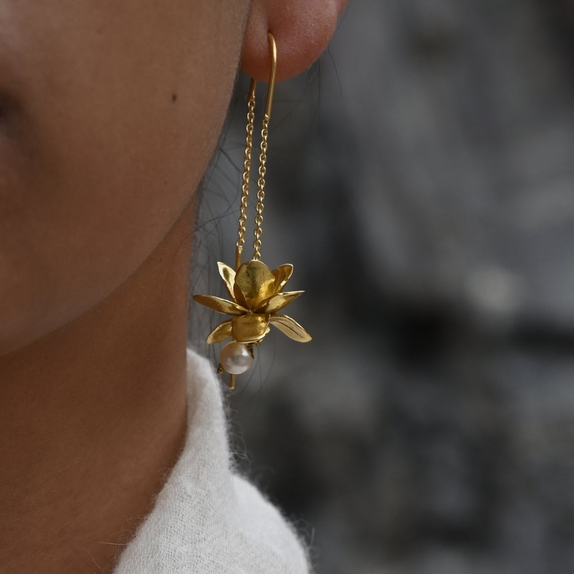 Mogra Blossom Sui Dhaga Earrings