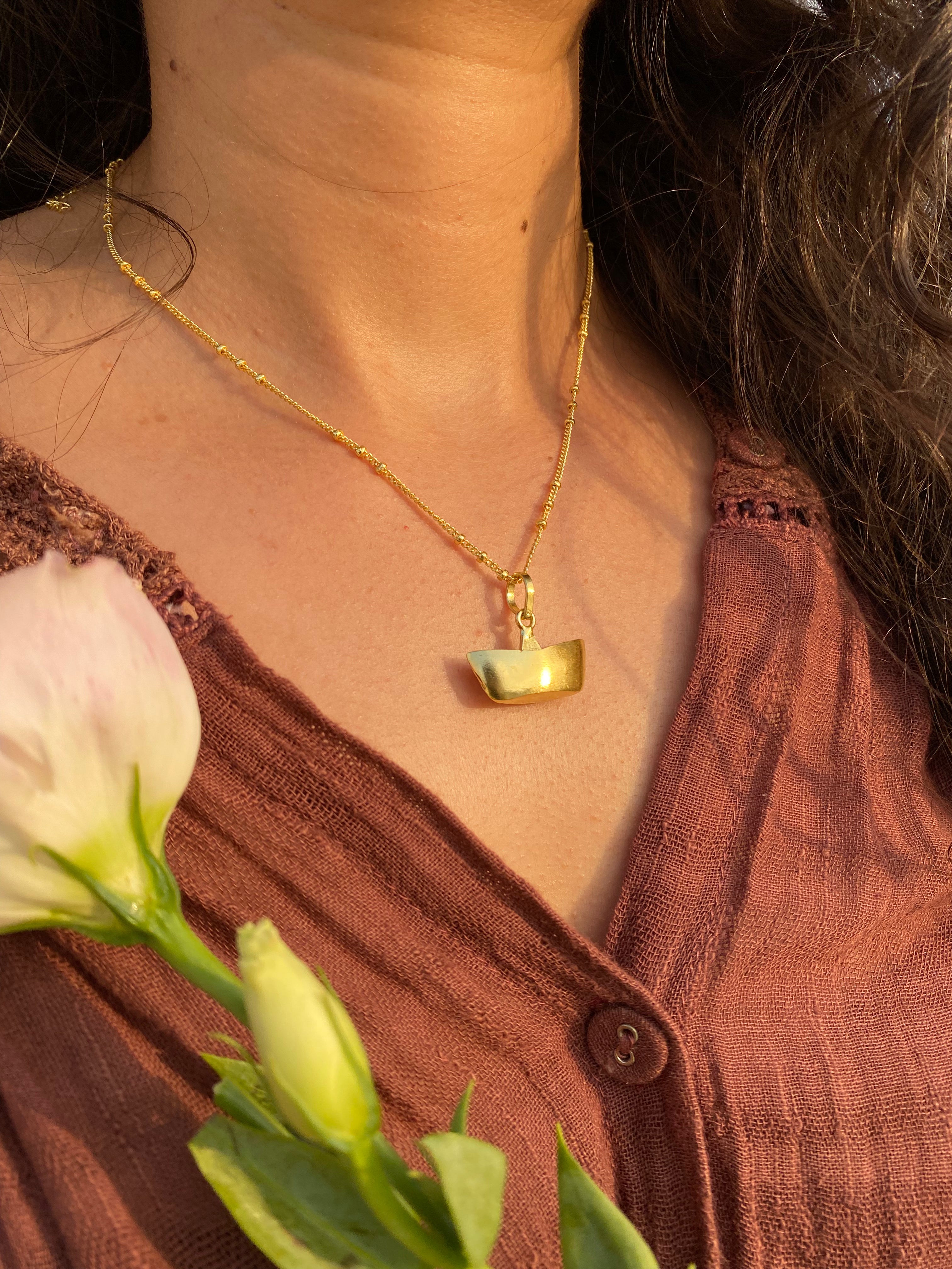 Boat Necklace