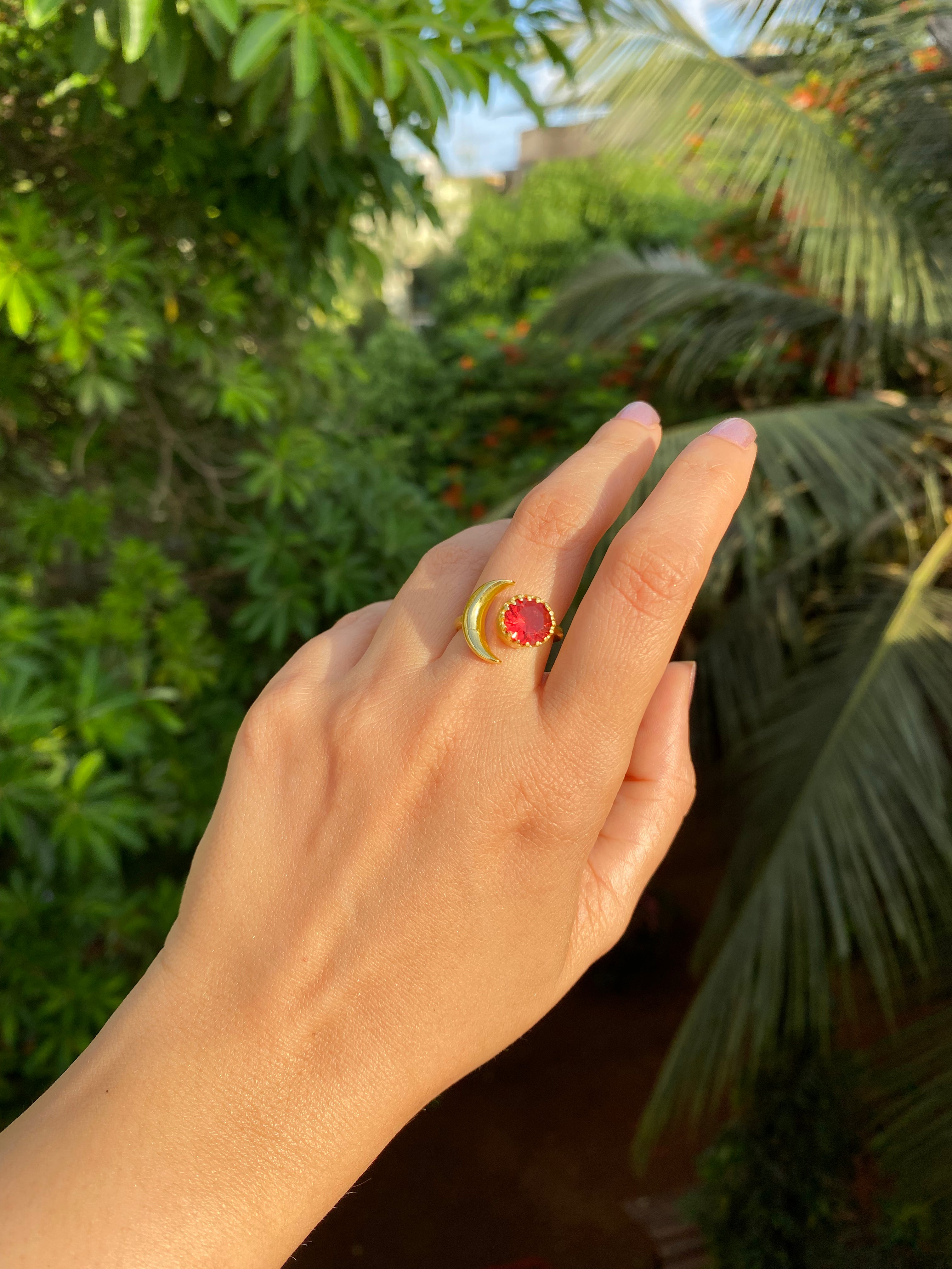 Soluna Adjustable Ring - Red