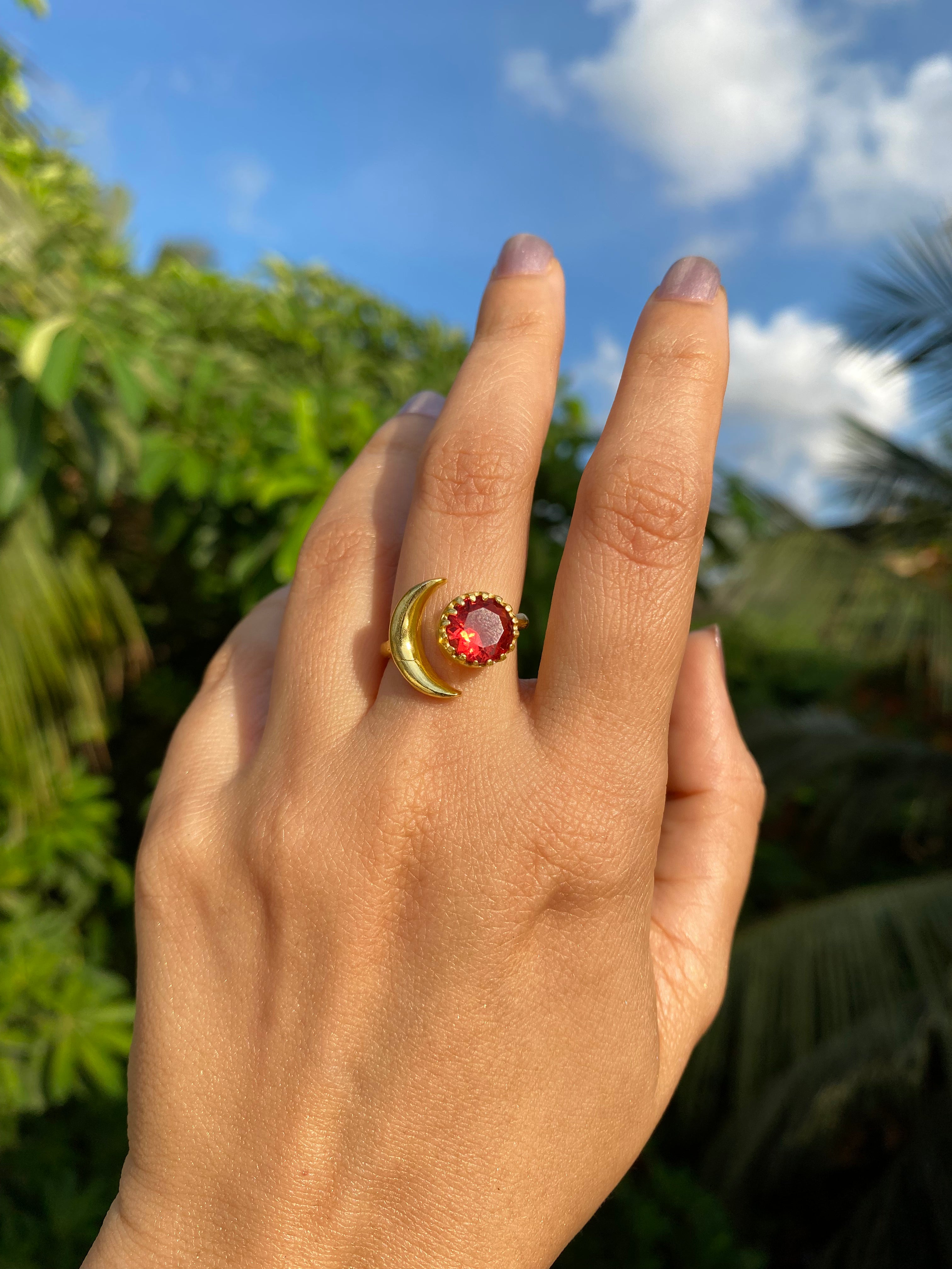 Soluna Adjustable Ring - Red