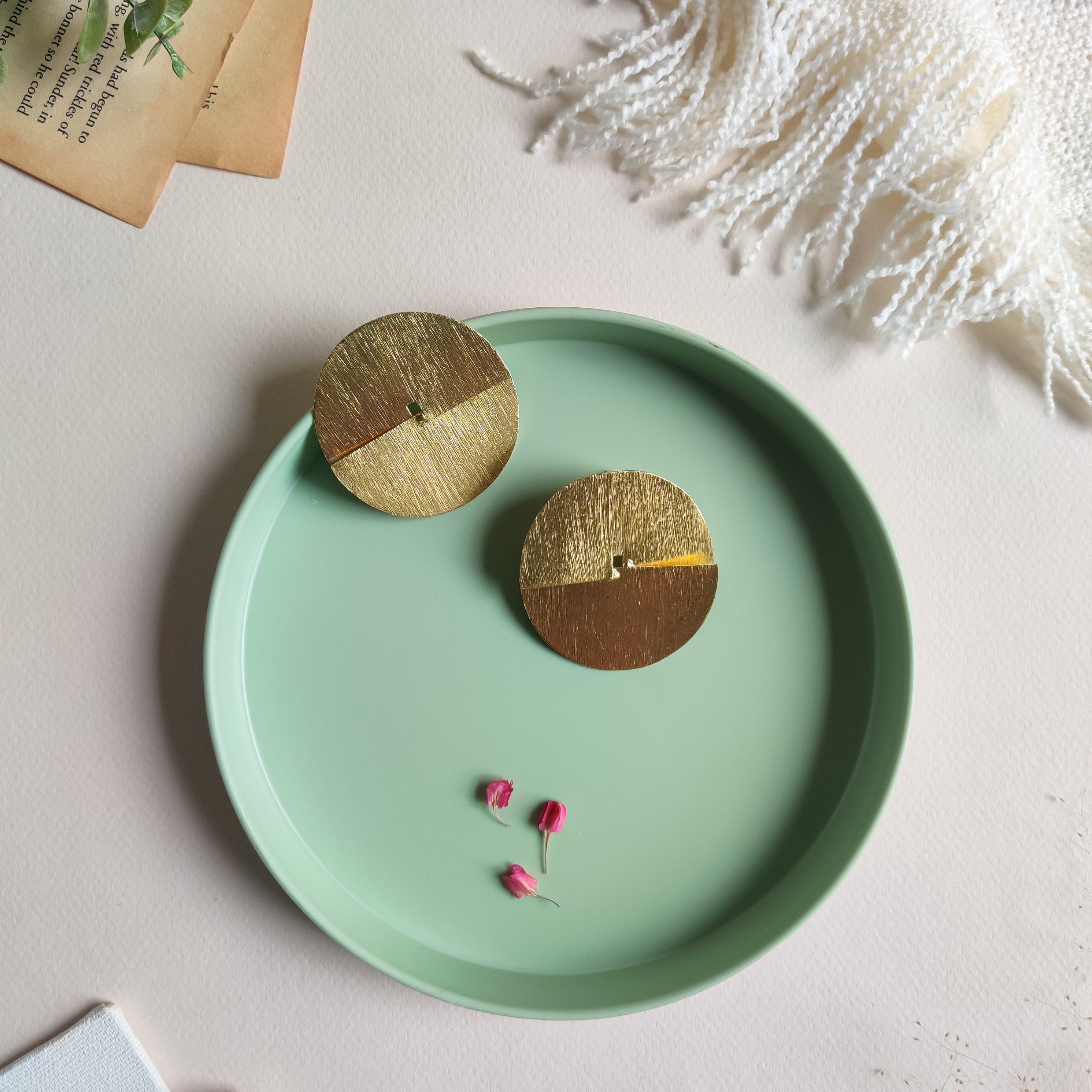 The Lazy Brunch - Tangled Twist Earrings