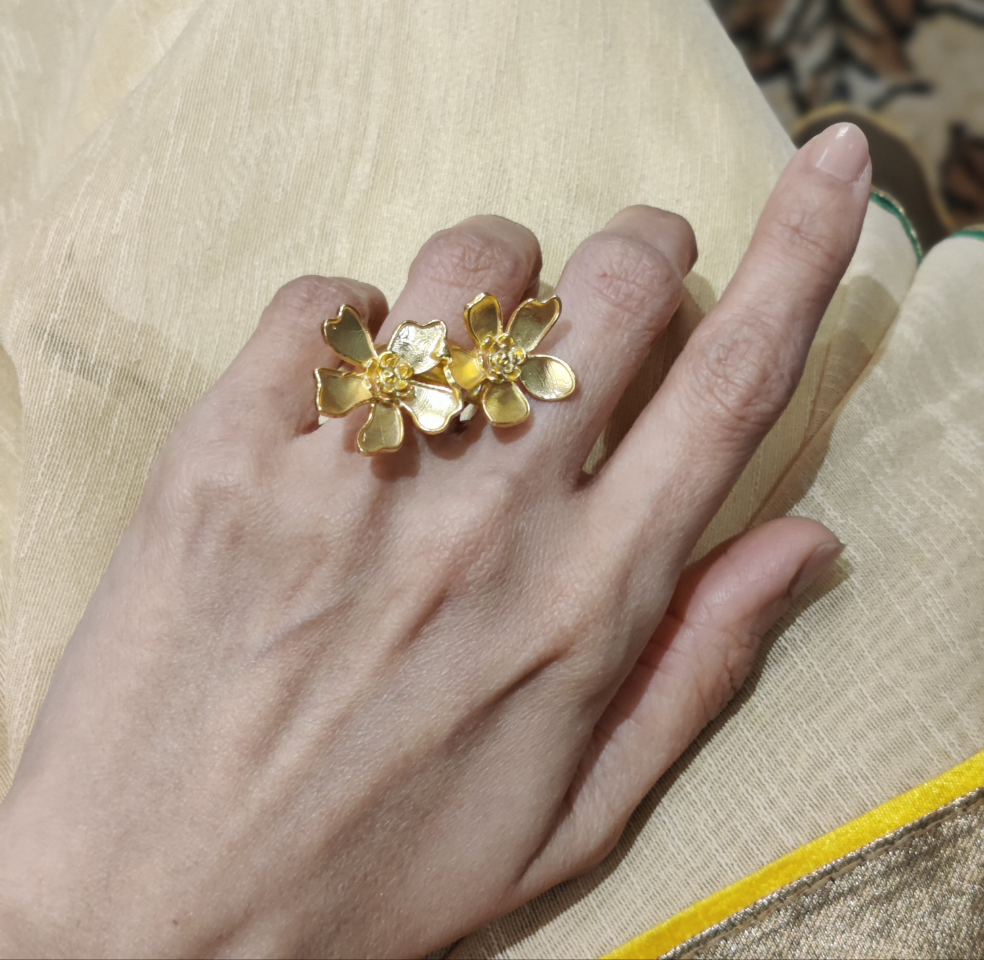 Double Daisy Adjustable Ring