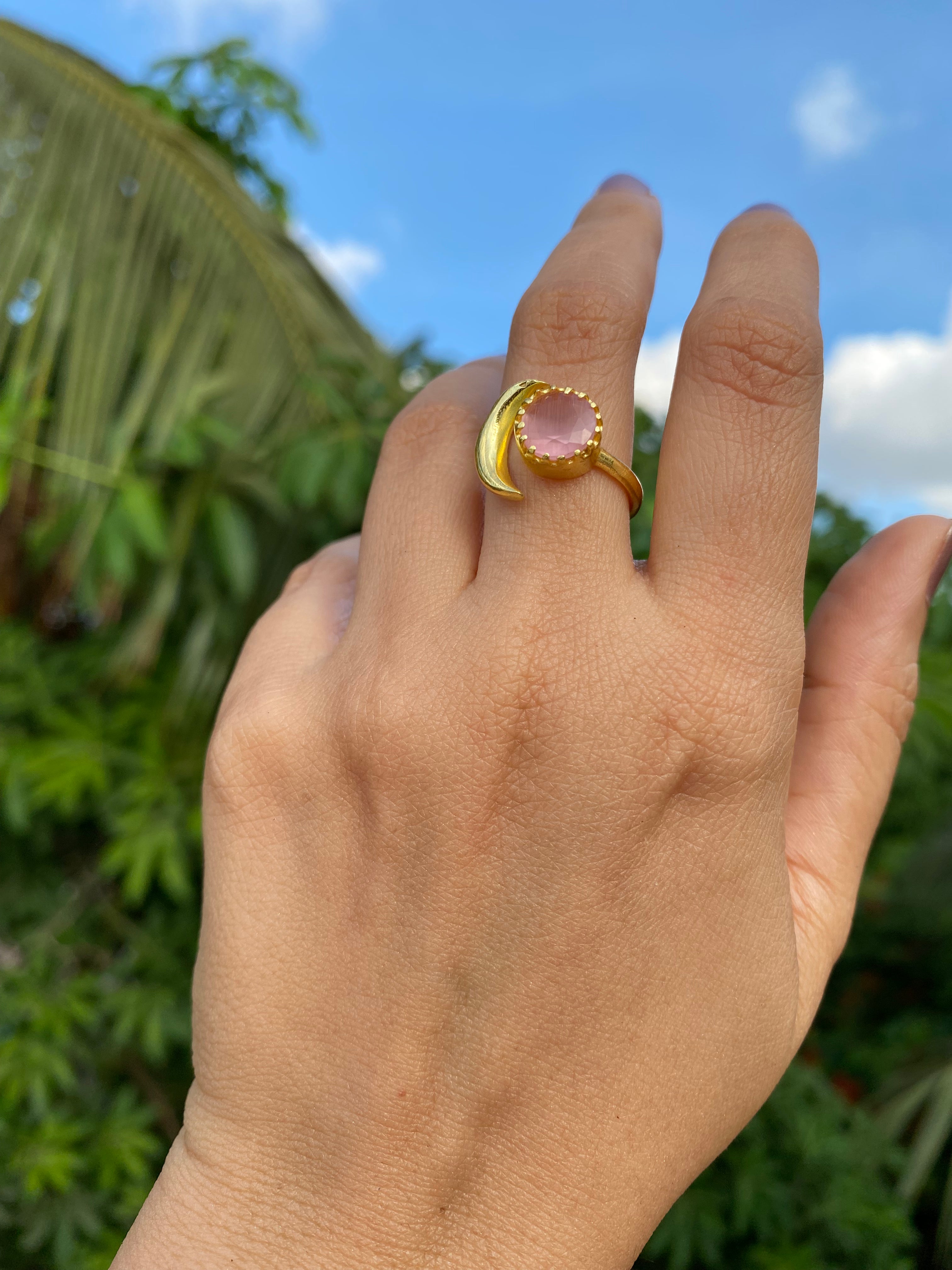Soluna Adjustable Ring - Pink