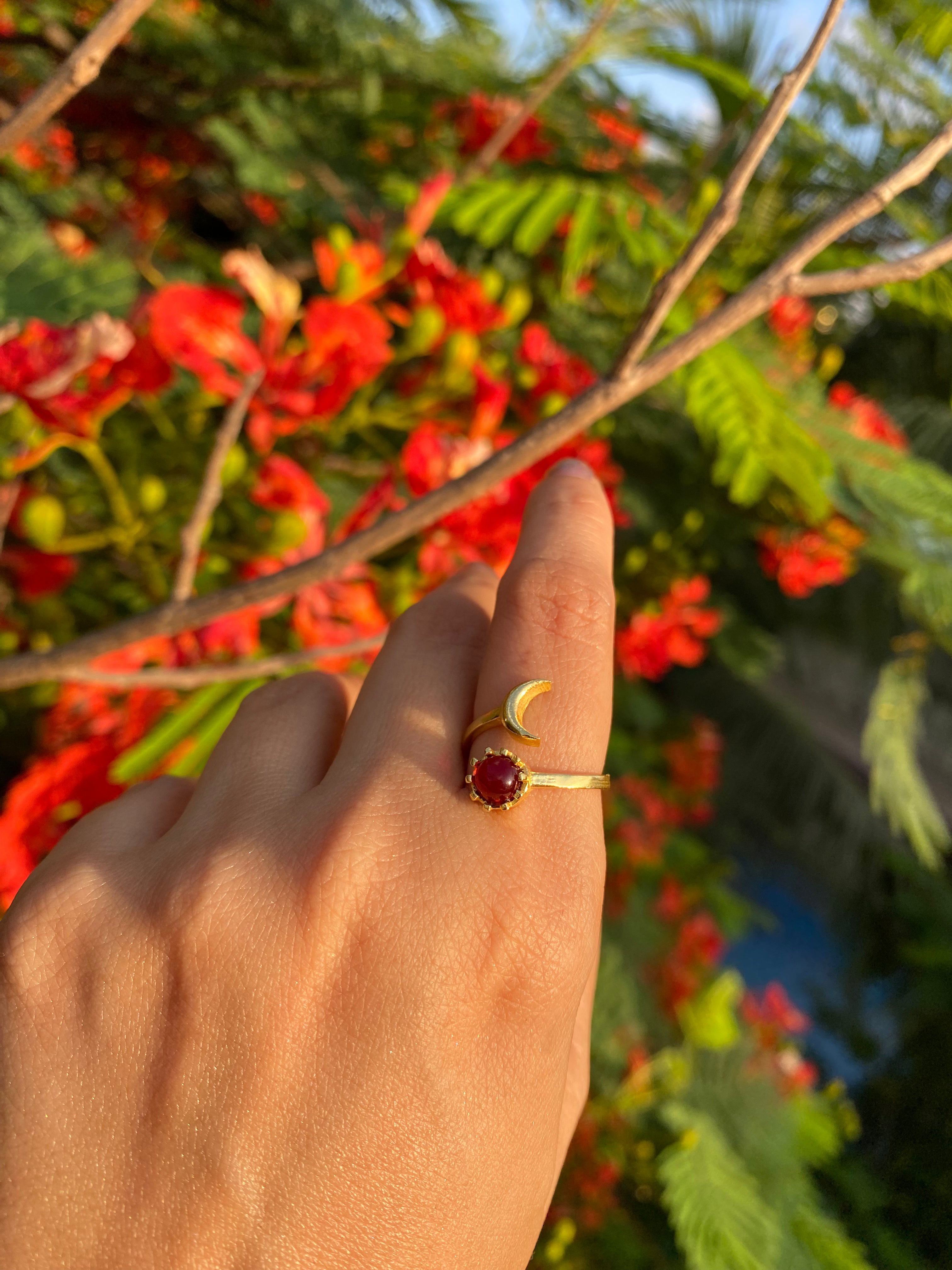 Luna Bloom Adjustable Ring - Dark Pink
