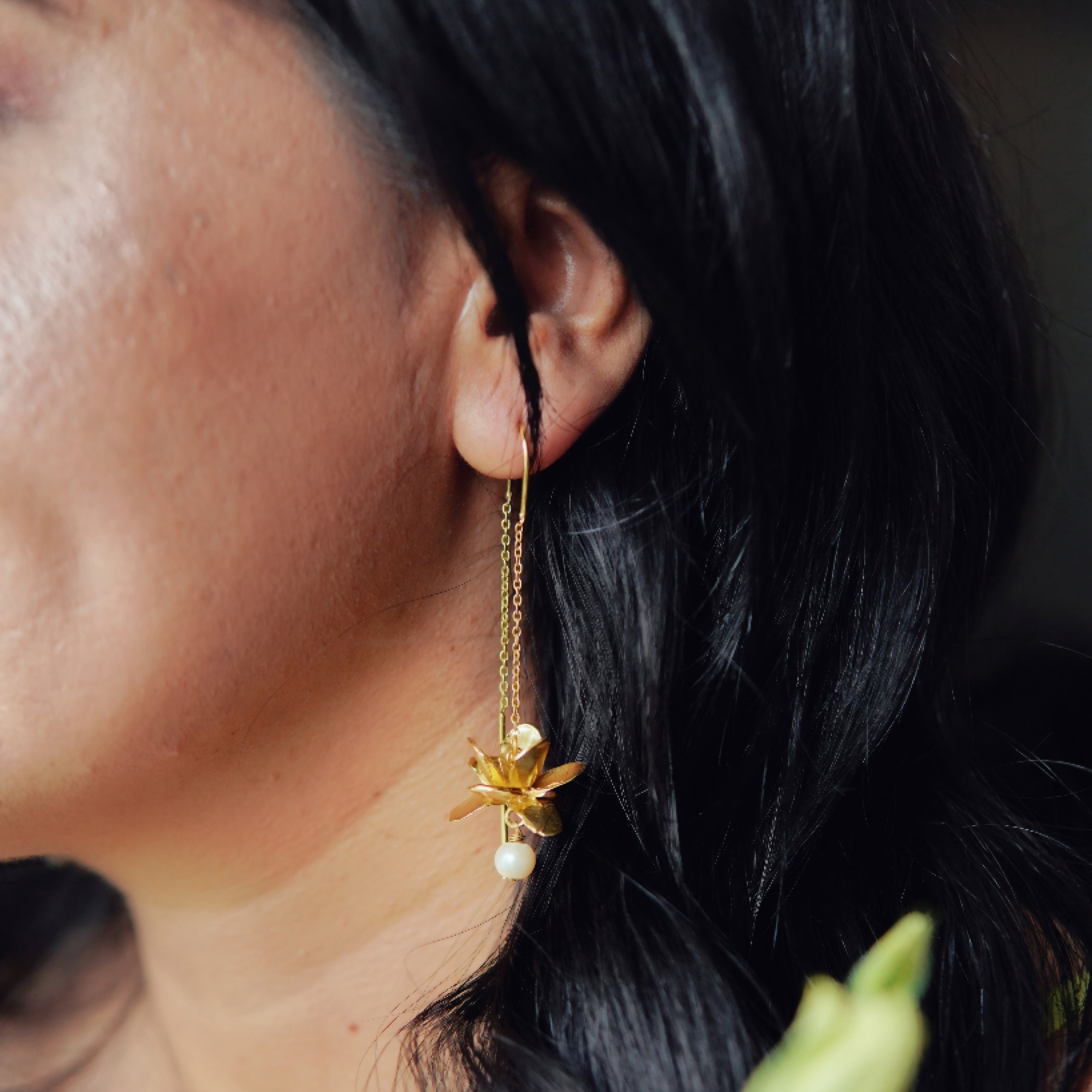 Mogra Blossom Sui Dhaga Earrings
