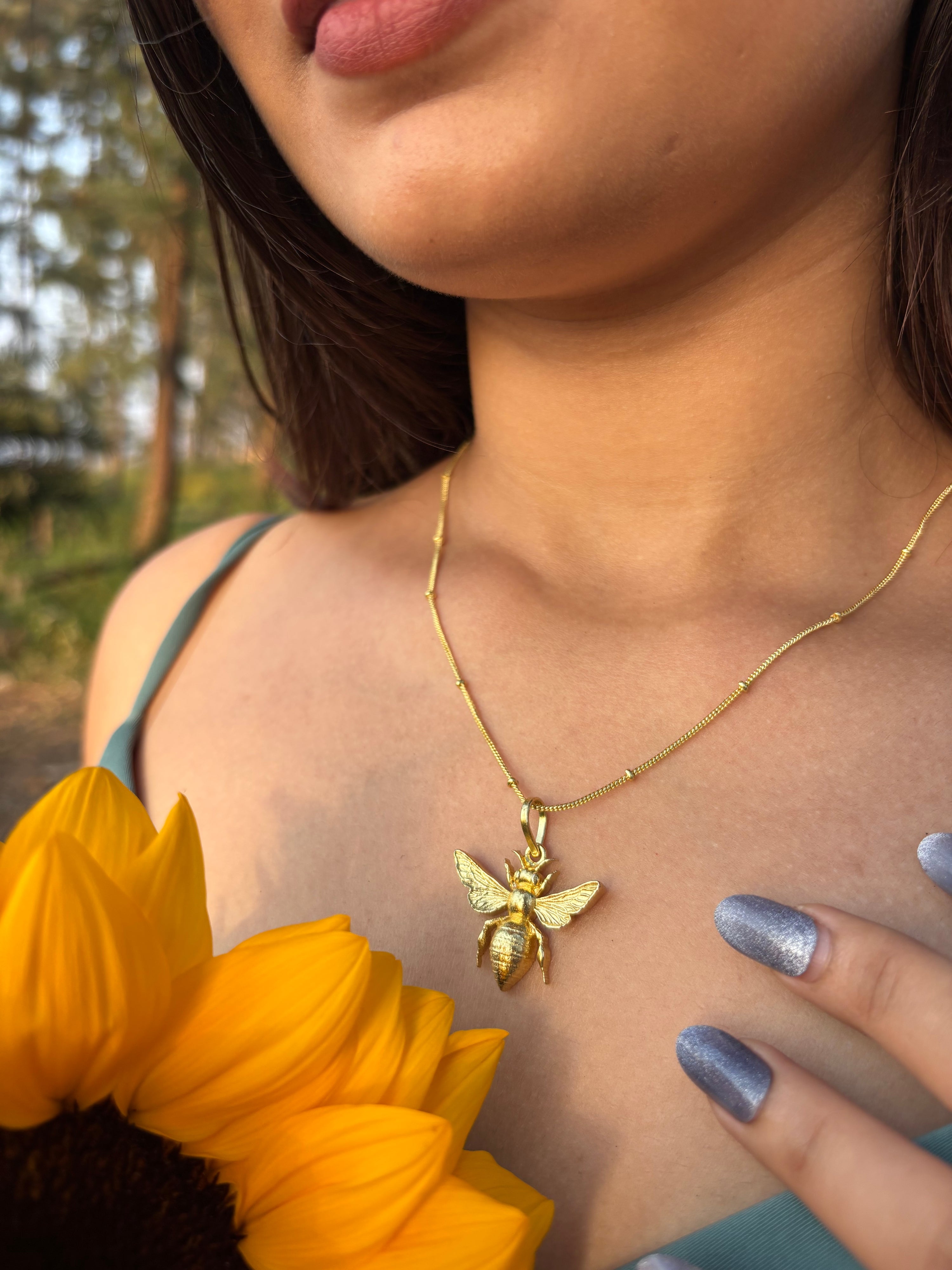 Buzzing Bee Necklace