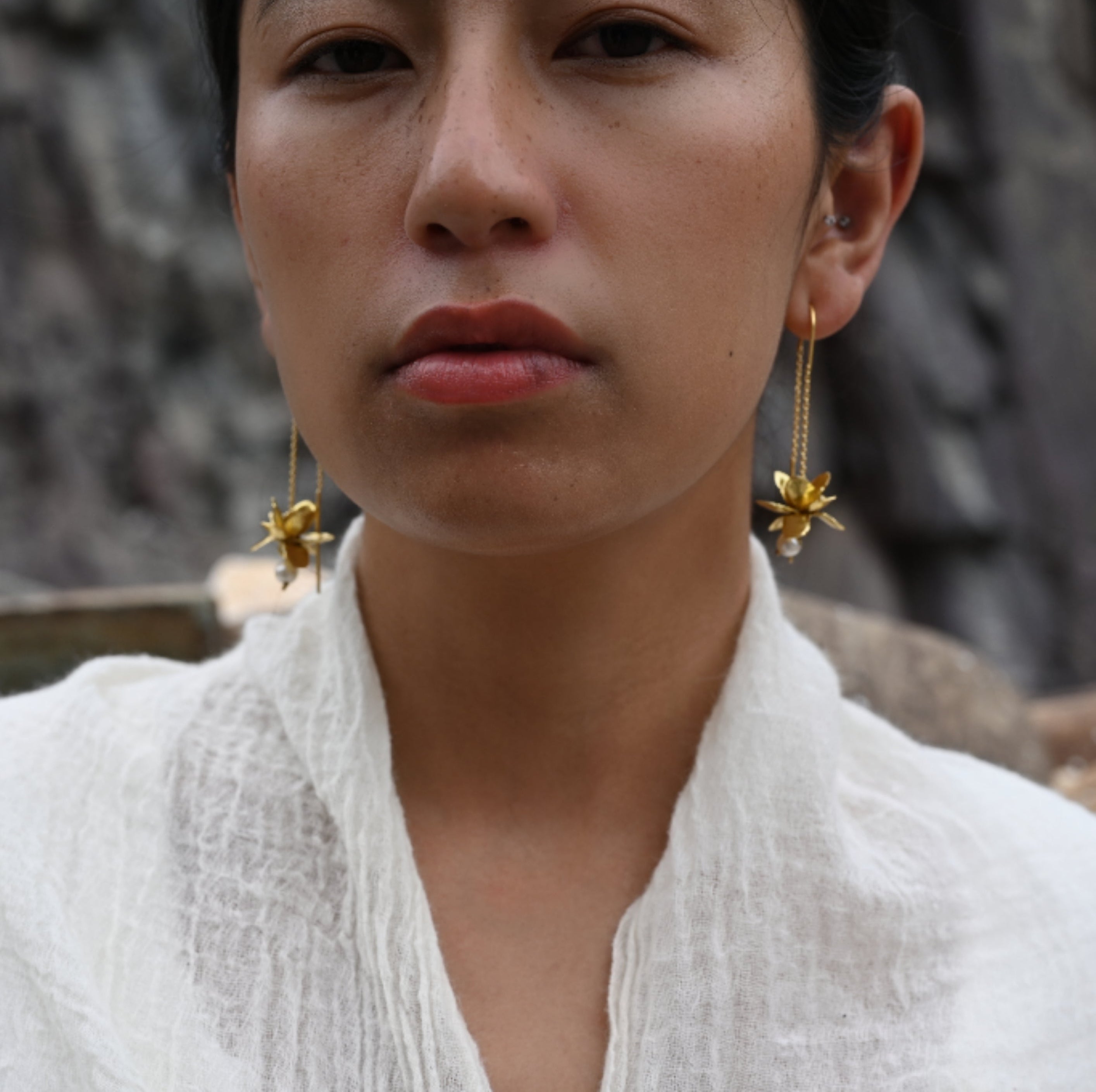 Mogra Blossom Sui Dhaga Earrings